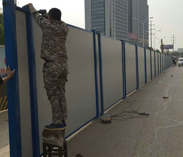 武汉PVC围挡安装施工现场